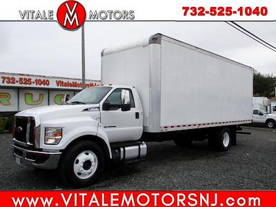 Used 2016 Ford F-650 - photo 1