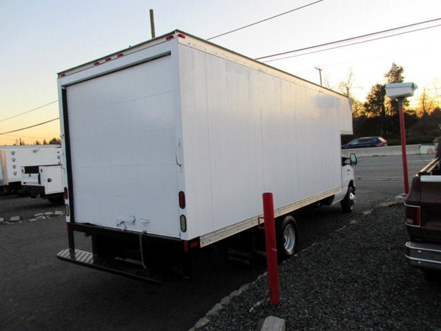 Used 2014 Ford E-350 - photo 6
