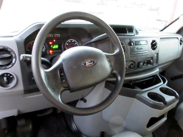 Used 2014 Ford E-350 - photo 15