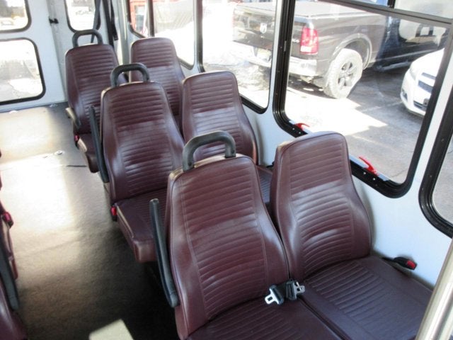 Used 2017 Ford E-350 - photo 17