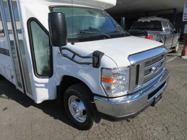 Used 2017 Ford E-350 - photo 21