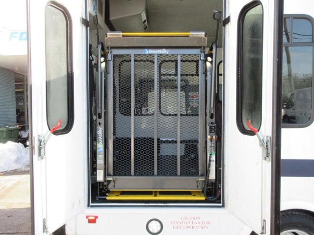 Used 2017 Ford E-350 - photo 26