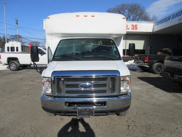 Used 2017 Ford E-350 - photo 31