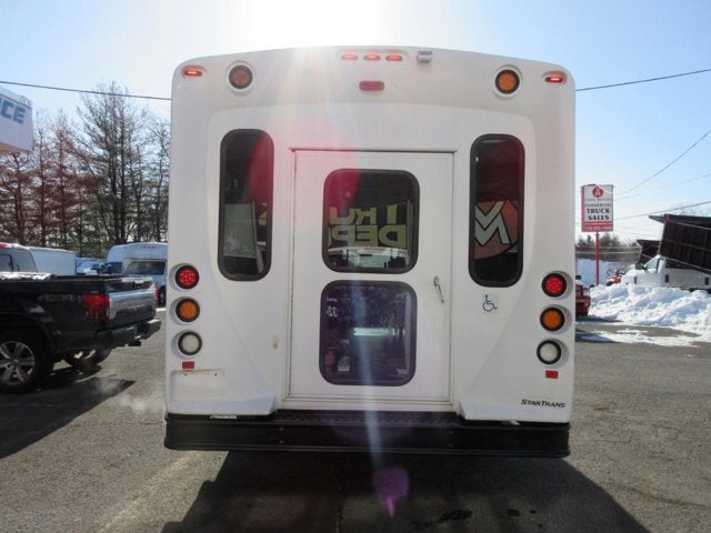 Used 2017 Ford E-350 - photo 32