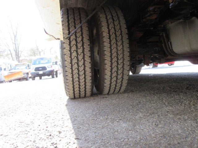 Used 2017 Ford E-350 - photo 33
