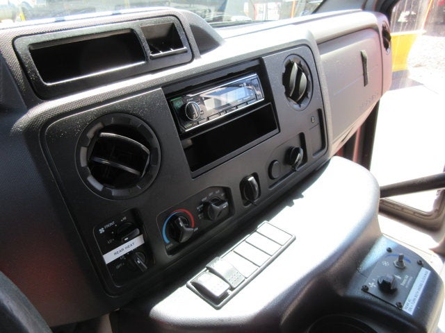 Used 2013 Ford E-350 - photo 15