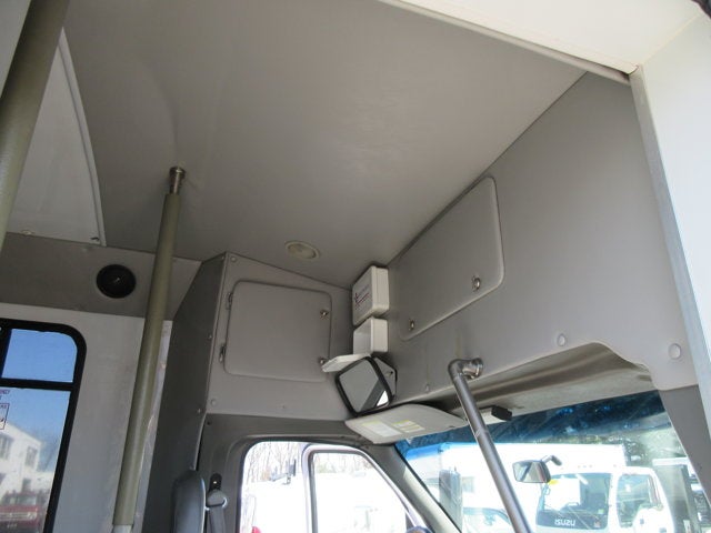 Used 2013 Ford E-350 - photo 21