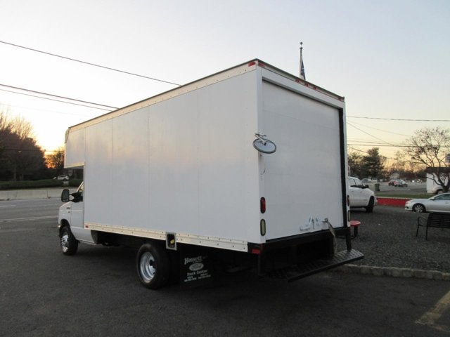 Used 2012 Ford E-350 - photo 6