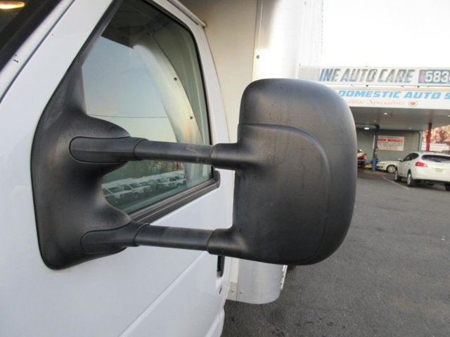 Used 2012 Ford E-350 - photo 20