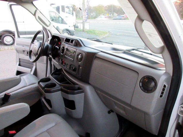 Used 2012 Ford E-350 - photo 21