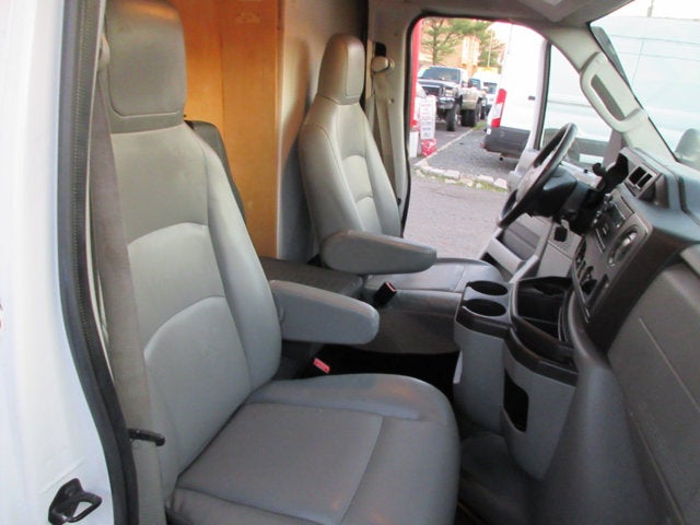 Used 2012 Ford E-350 - photo 23