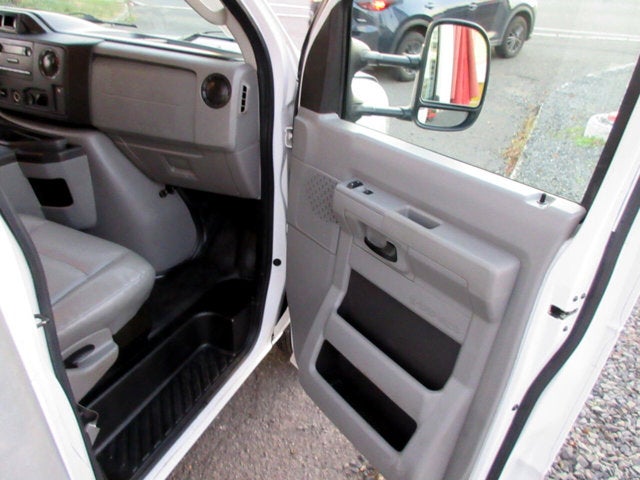Used 2012 Ford E-350 - photo 25