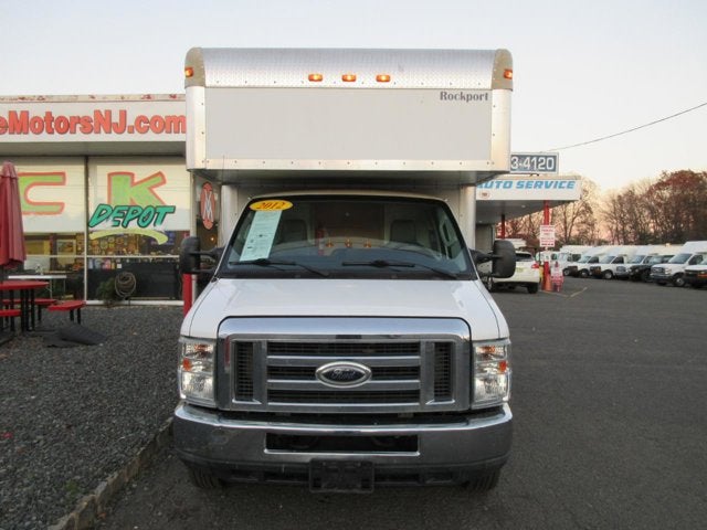 Used 2012 Ford E-350 - photo 30