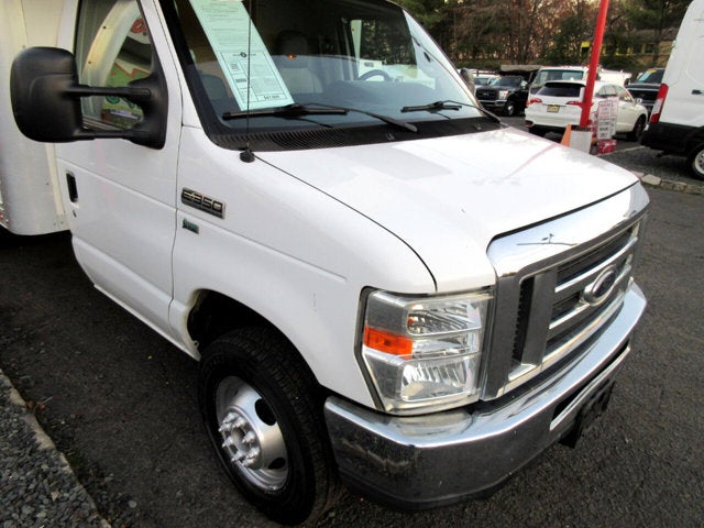 Used 2012 Ford E-350 - photo 31