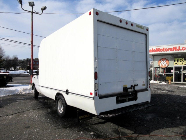 Used 2017 Ford E-350 Box Van - photo 2