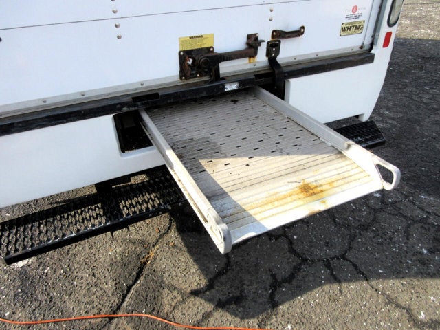 Used 2017 Ford E-350 - photo 8