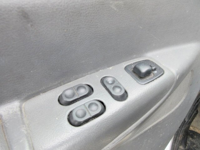 Used 2007 Ford E-350 - photo 22