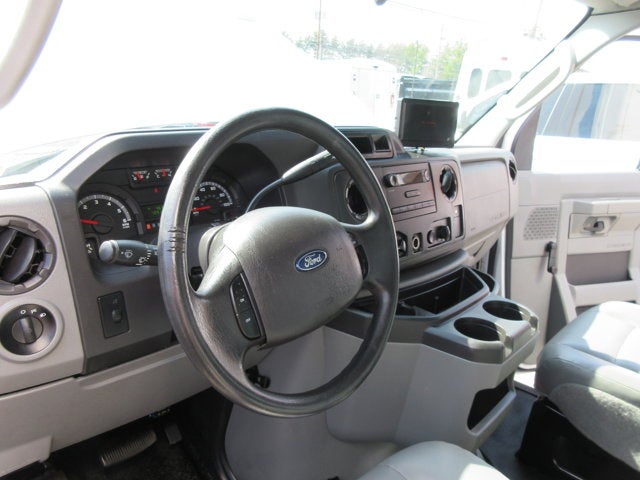 Used 2015 Ford E-350 - photo 14