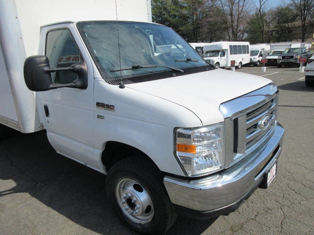Used 2015 Ford E-350 - photo 28