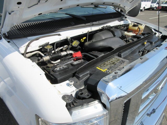 Used 2015 Ford E-350 - photo 39