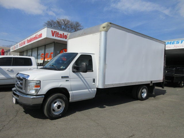 Used 2015 Ford E-350 - photo 7