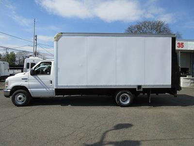 Used 2015 Ford E-350 - photo 1