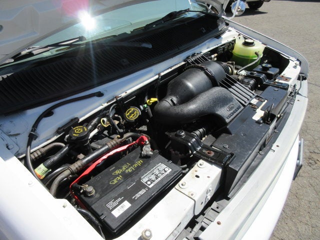 Used 2001 Ford E-450 - photo 29