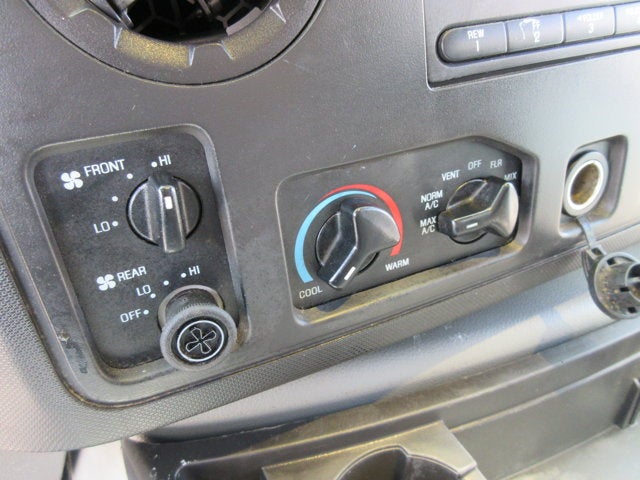 Used 2017 Ford E-450 - photo 13