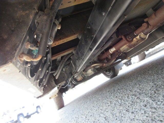 Used 2017 Ford E-450 - photo 21
