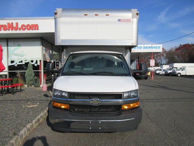 Used 2017 Ford E-450 - photo 35