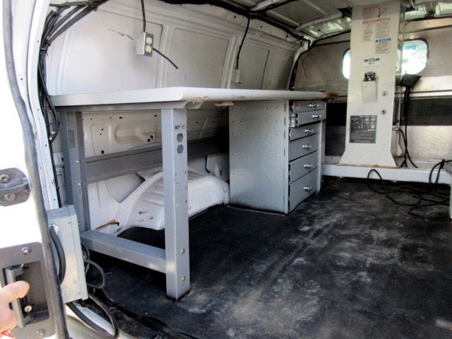 Used 2011 Ford E-350 - photo 9