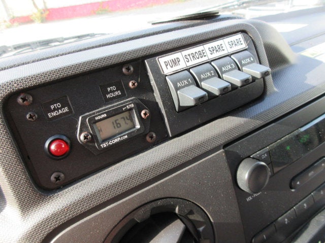 Used 2011 Ford E-350 - photo 21