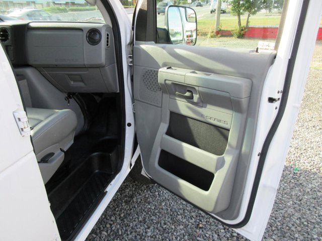 Used 2011 Ford E-350 - photo 24