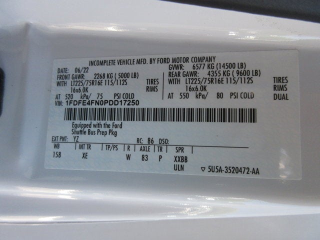 Used 2023 Ford E-450 - photo 33