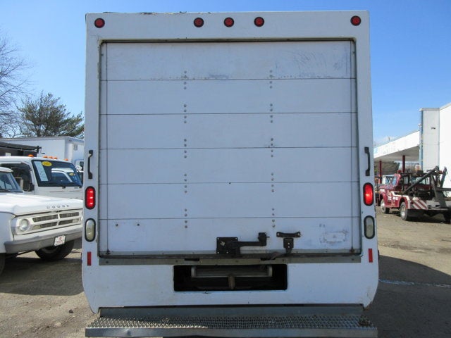 Used 2010 Ford E-450 - photo 26