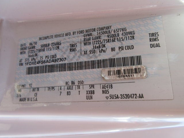 Used 2010 Ford E-450 - photo 31