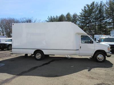Used 2010 Ford E-450 - photo 1