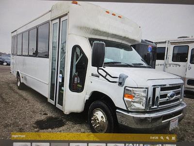Used 2013 Ford E-450 - photo 1