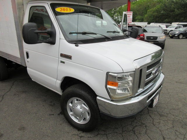 Used 2013 Ford E-350 - photo 30