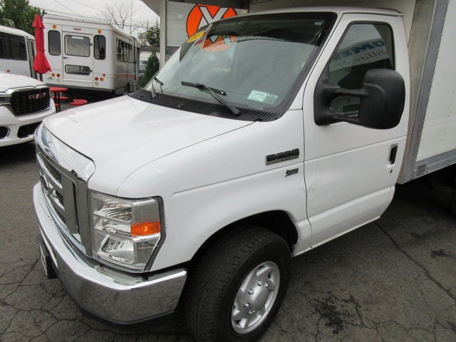 Used 2013 Ford E-350 - photo 31