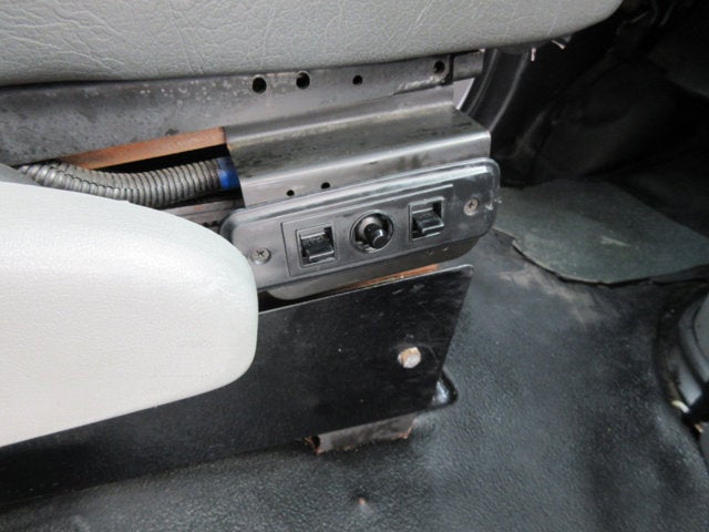 Used 2017 Ford E-450 - photo 32
