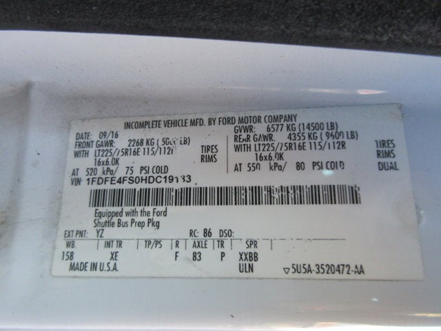 Used 2017 Ford E-450 - photo 34