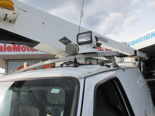 Used 2011 Ford E-350 - photo 27