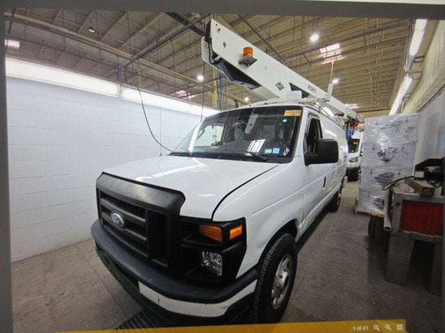Used 2011 Ford E-350 - photo 5