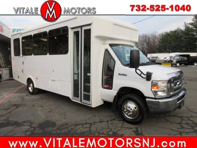 Used 2013 Ford E-450 Mobility - photo 1