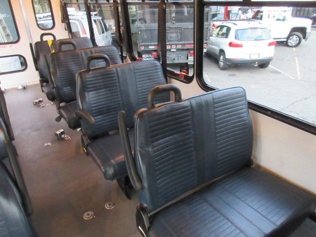 Used 2013 Ford E-450 - photo 8