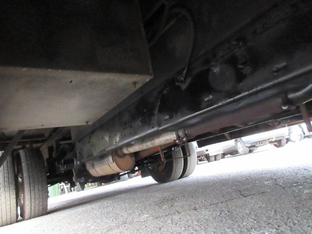 Used 2013 Ford E-450 - photo 17