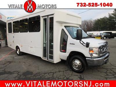 Used 2013 Ford E-450 - photo 1