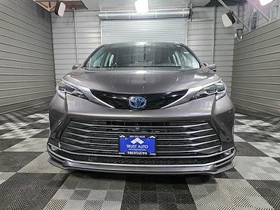 Used 2021 Toyota Sienna Platinum+ Minivan for sale #035613 - photo 2