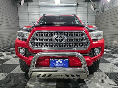 Used 2017 Toyota Tacoma - photo 1